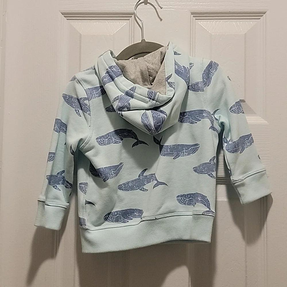 Baby Gap baby beluga hoodie New Whale nwt 12-18 months